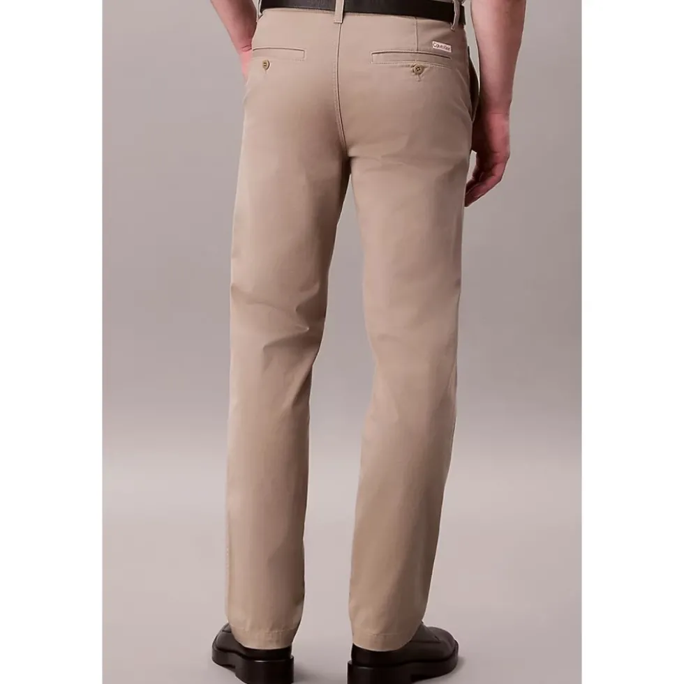 Slim Twill Chino