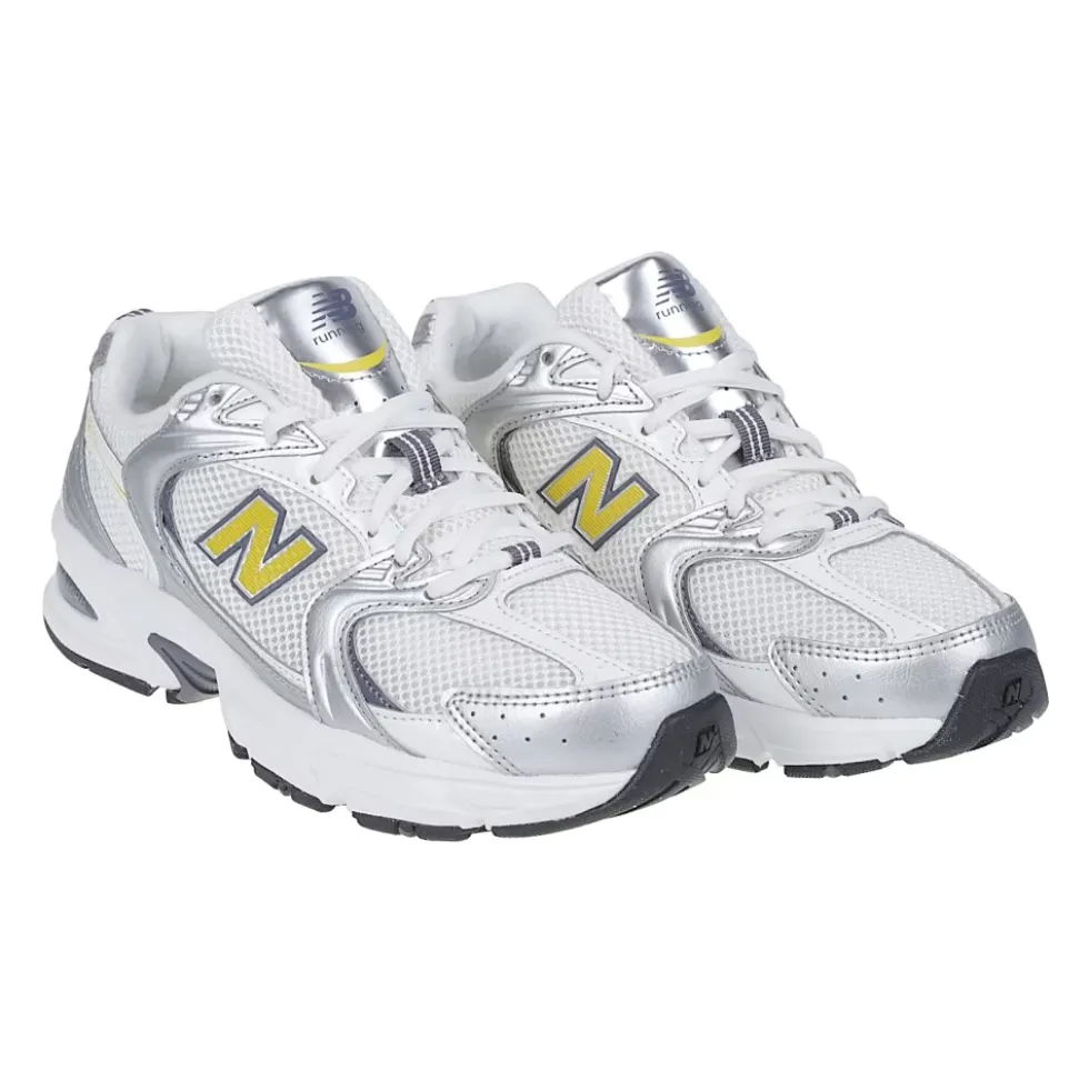 530 Sneakers