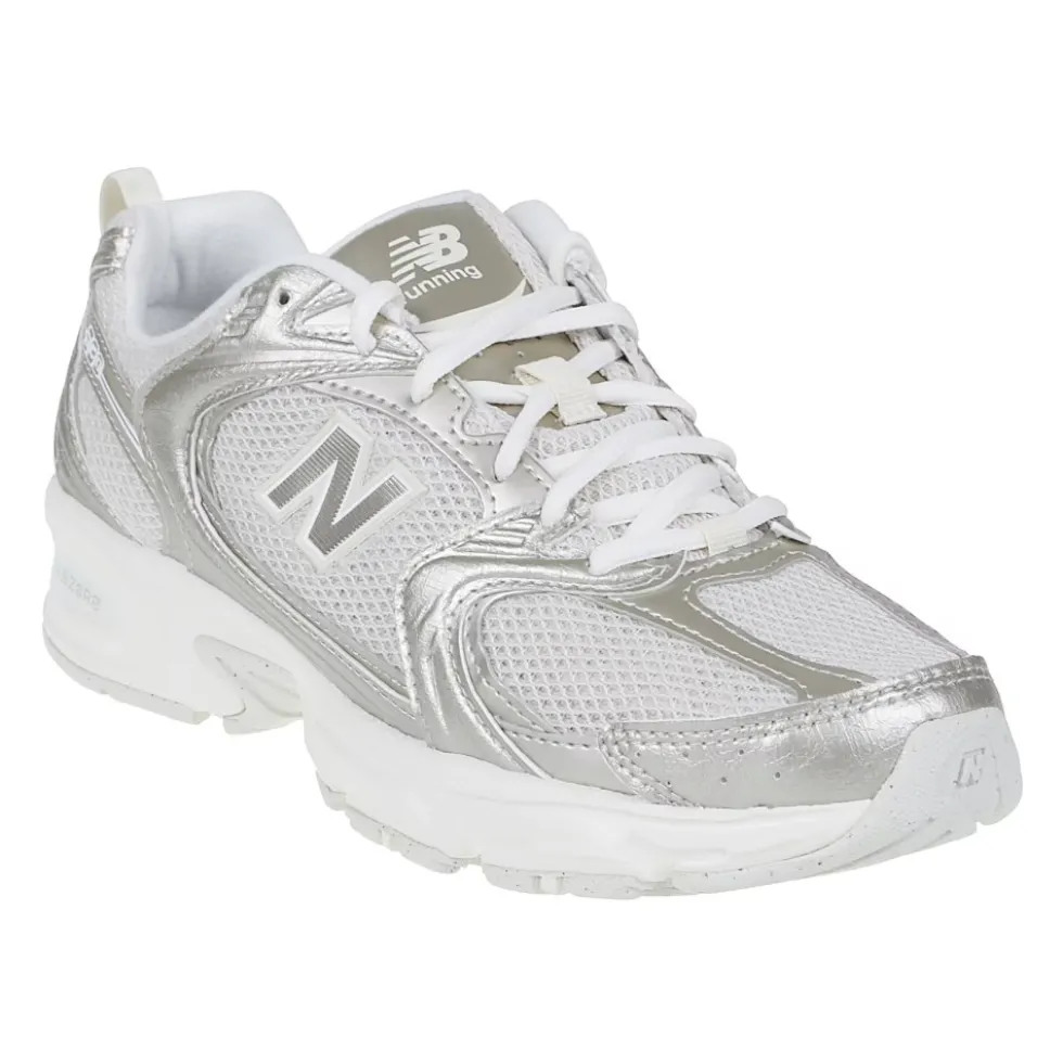 530 Sneakers