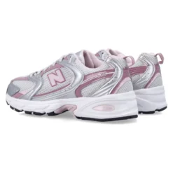 530 Sneakers
