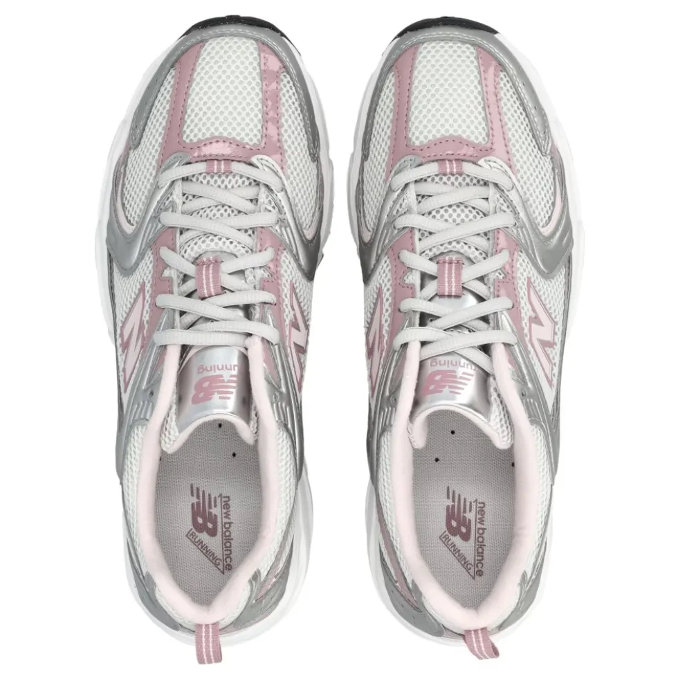 530 Sneakers