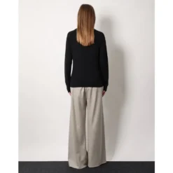 Sort langærmet letvægts uld sweater