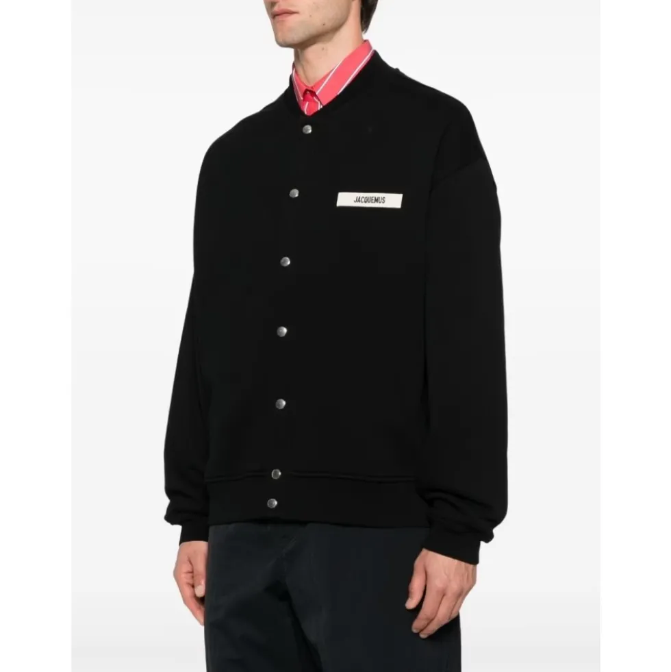 Sort Sweater AW25 Stilfuld Pasform
