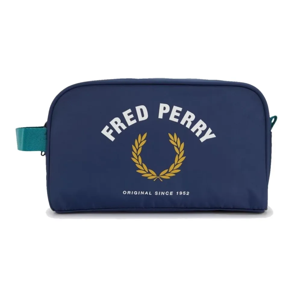 Sports Nylon Wash Bag