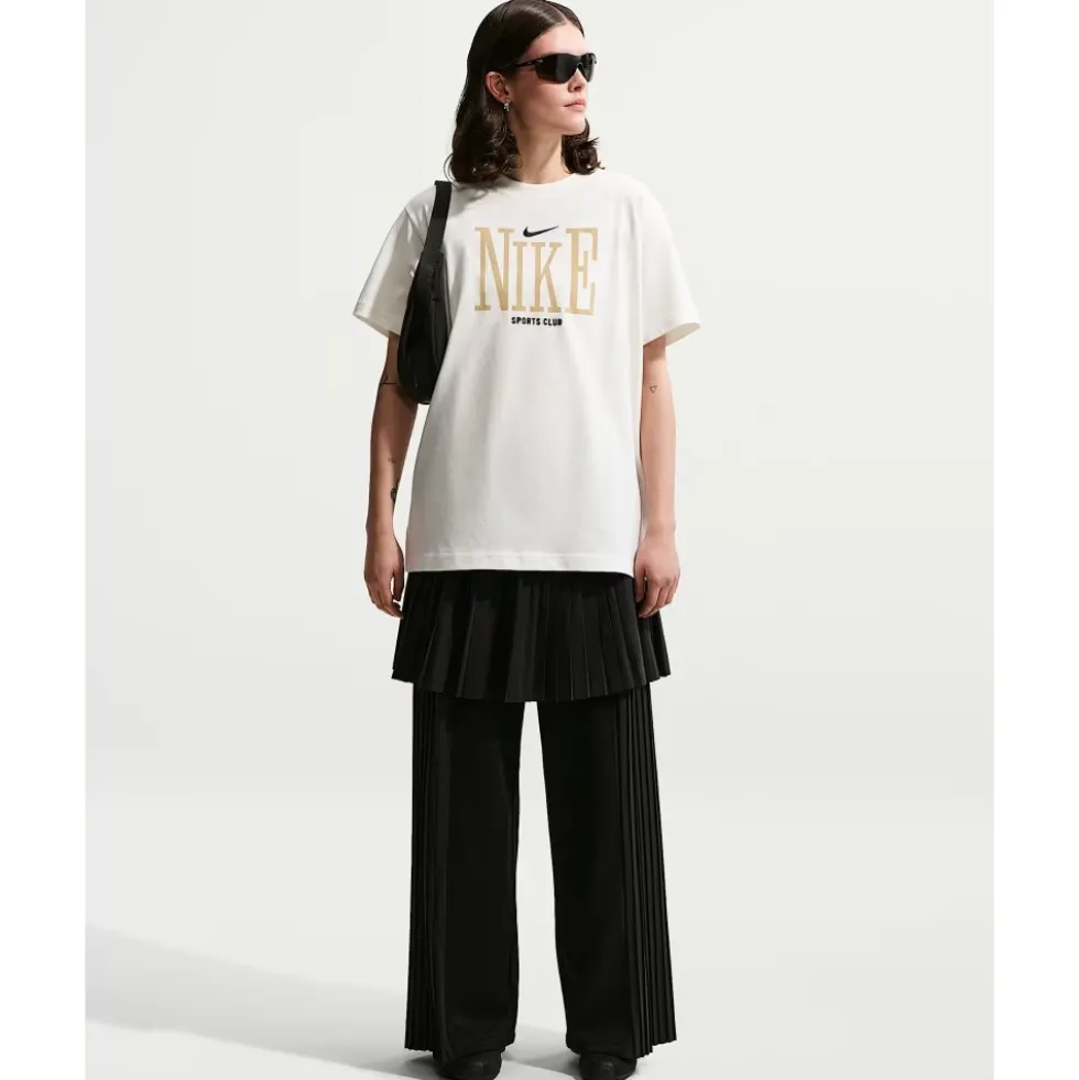 Sportswear Classic Oversized T-Shirt