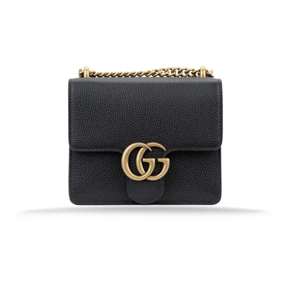 Stilfuld læder crossbody taske med kæde