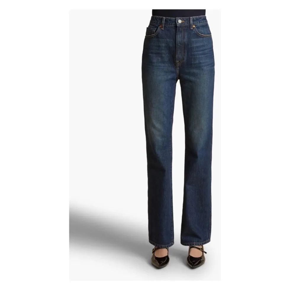 Straight Jeans