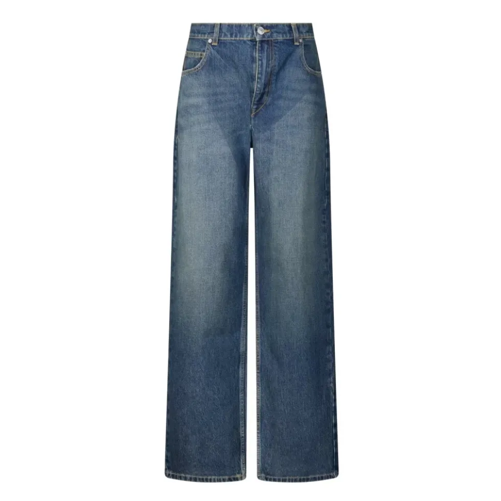 Straight Jeans