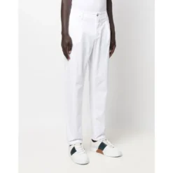 Straight Jeans
