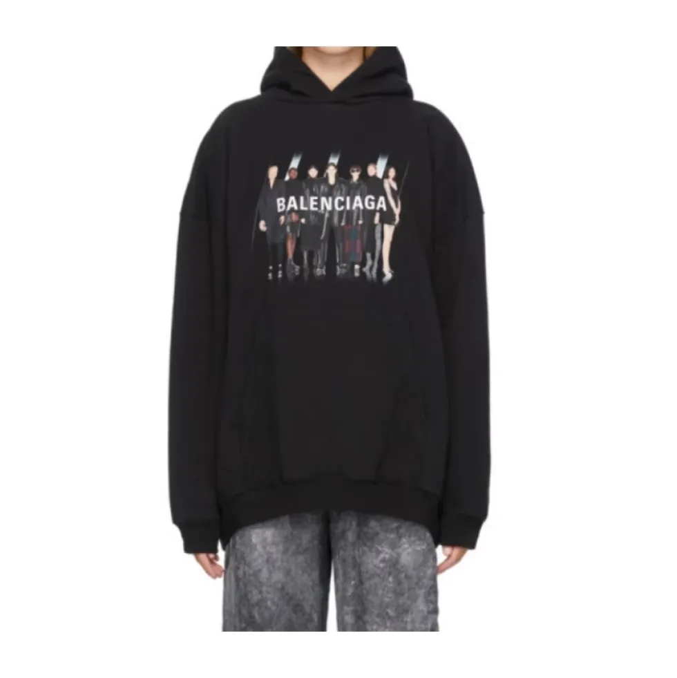 Sweatshirts & Hoodies