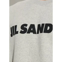 Sweatshirts & Hoodies