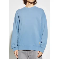 Sweatshirts & Hoodies
