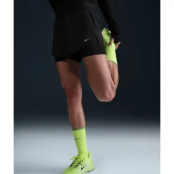 Swift Dri-FIT Mid-Rise 2-i-1 Løbeshorts