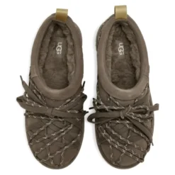 Tasman Lace Slipper