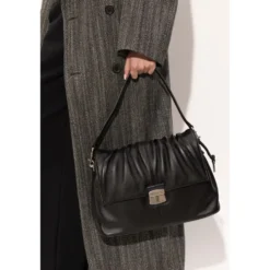 The Cristina Messenger