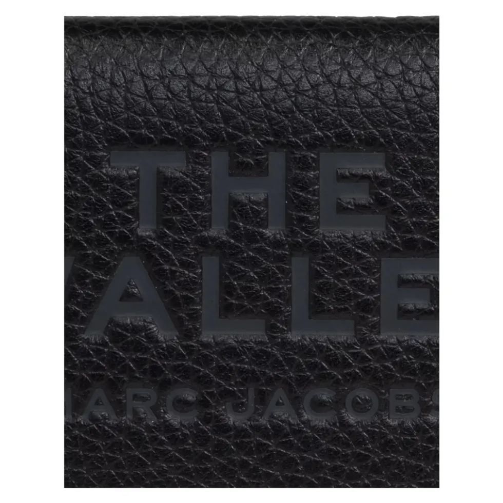 The Trifold Wallet