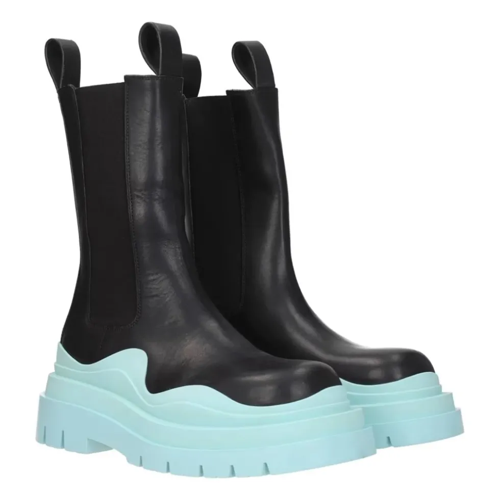 Tire Chelsea Boots