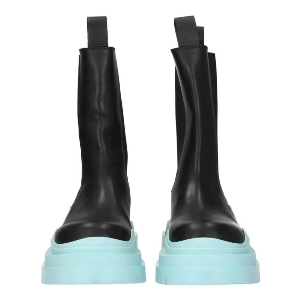 Tire Chelsea Boots