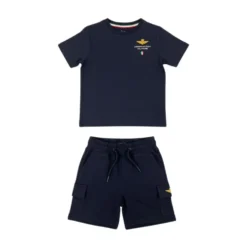 T-shirt con bermuda cargo