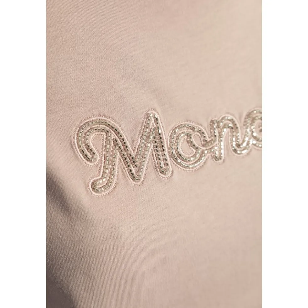 T-shirt med skinnende applikationer