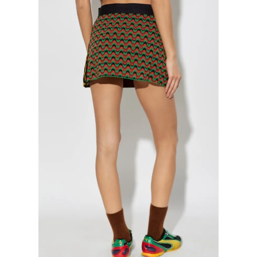 T7 Skirt