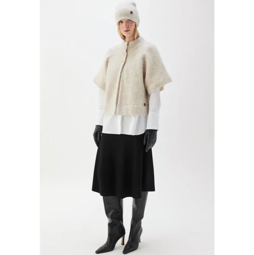 Vilanie Cardigan