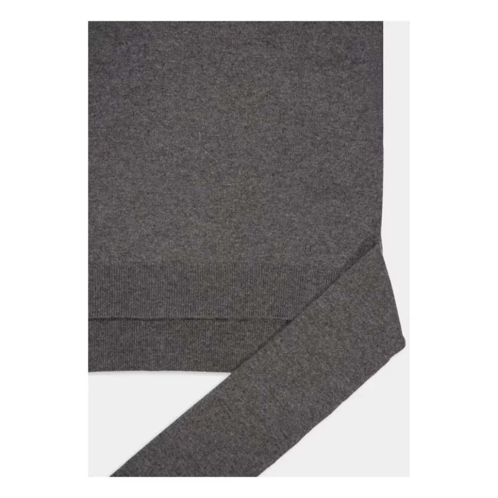 V-Neck Cashmere Pullover
