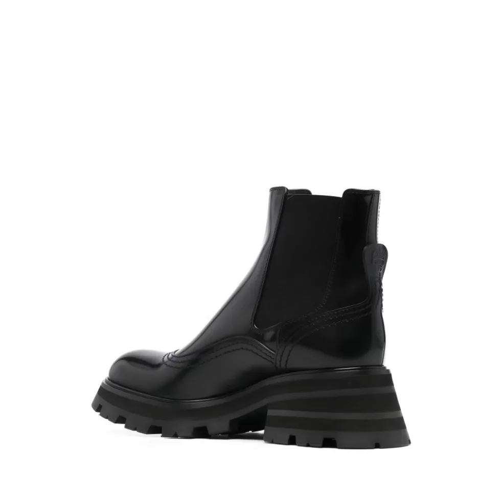 Wander Chelsea Boot