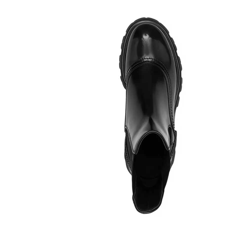 Wander Chelsea Boot