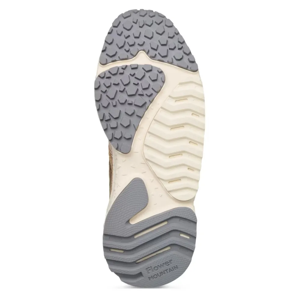Wave Sneakers