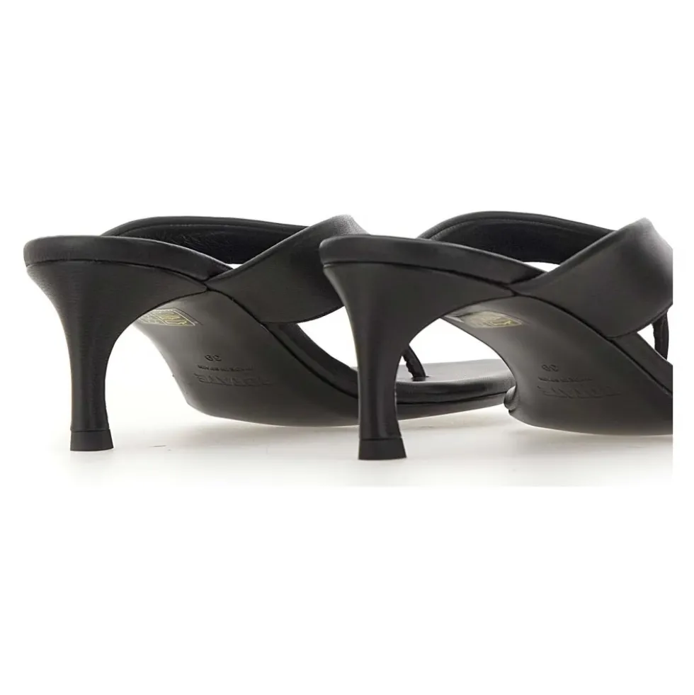 With Heel