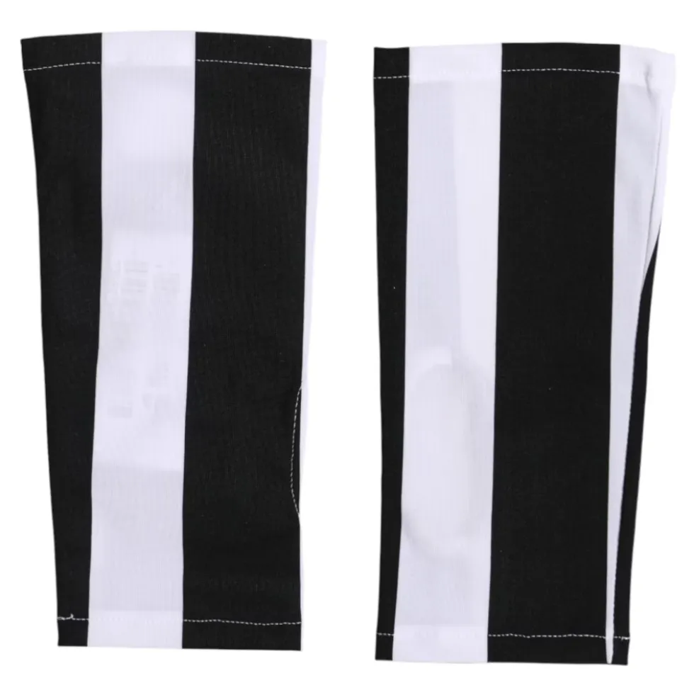 Wrist Length Fingerless Gloves